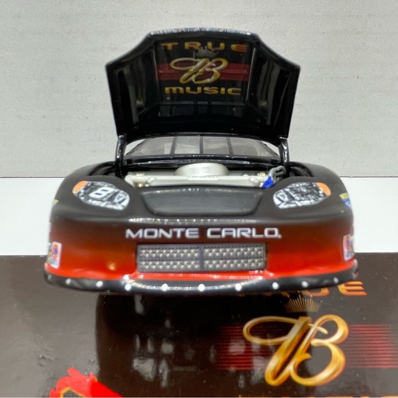 Dale Earnhardt Jr. #8 Budweiser Staind 2003 1/32 Nascar Diecast Racing - Picture 4 of 16